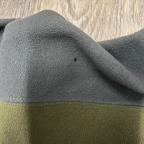 Men’s The North Face Olive Green Grey 1/4 Zip Pullover With Flaws Size Large - Picture 4 of 5